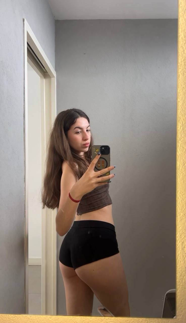 Amber in her underwear in Denizli