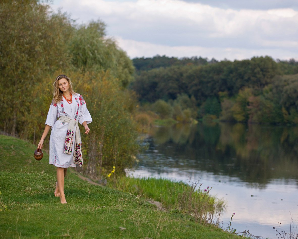 Nude girl Slavic women in Denizli