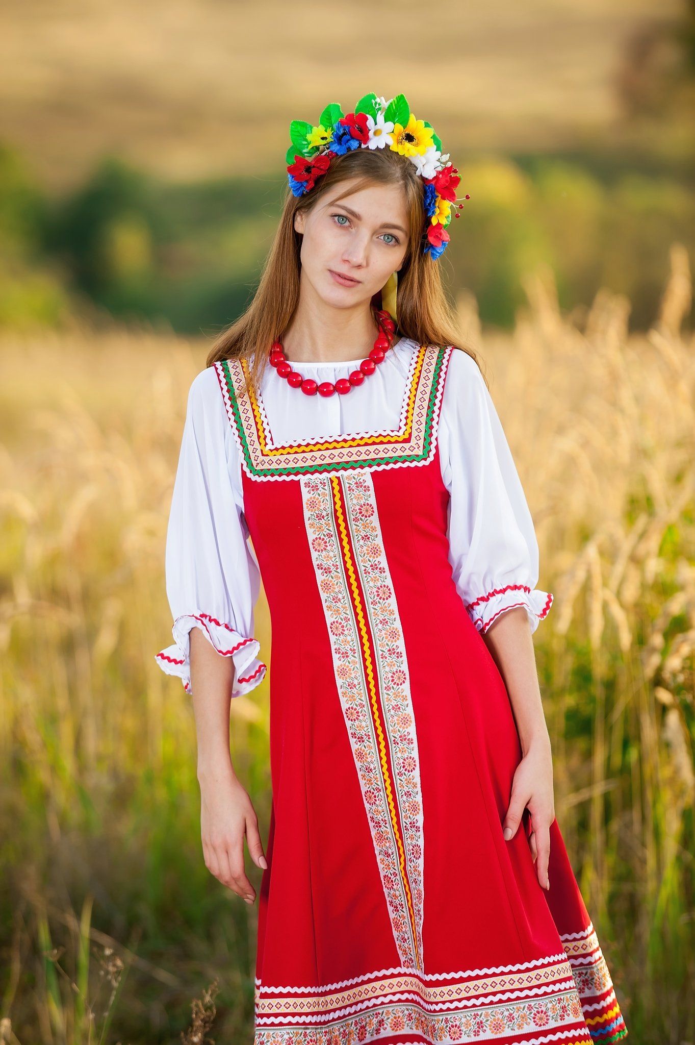 Women in Slavic costumes in Denizli