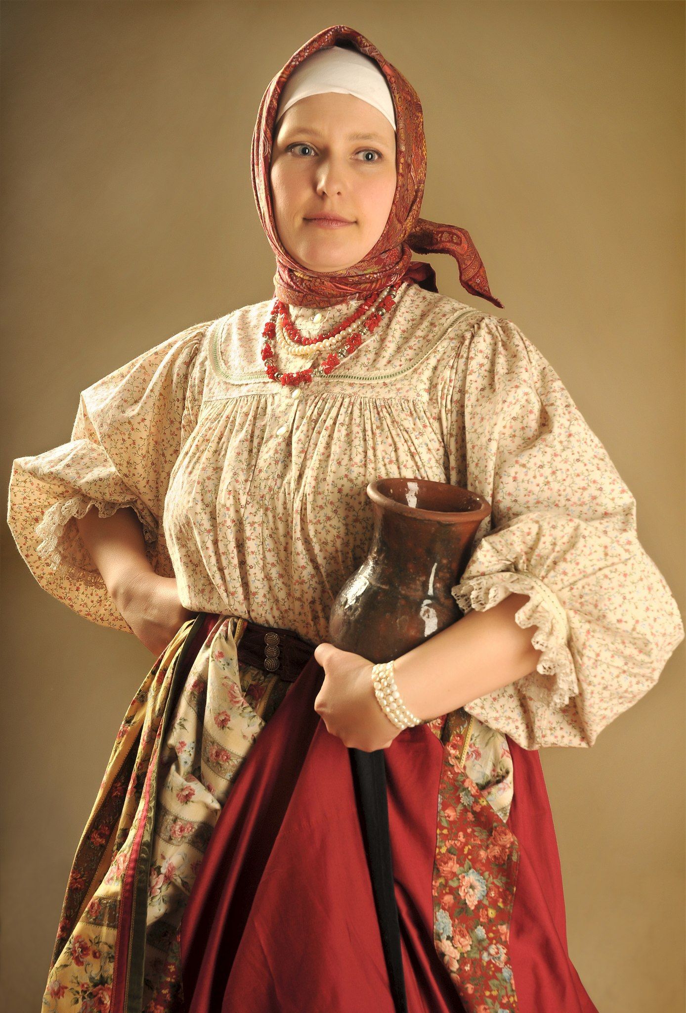 Girls in Slavic costumes in Denizli